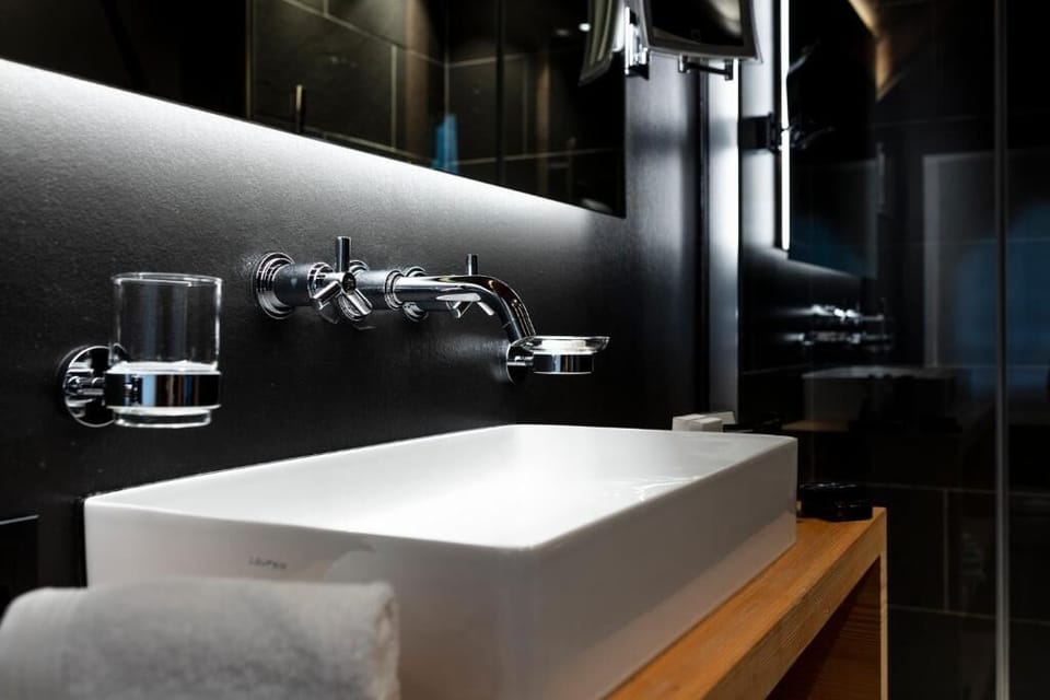 Superior Double Room, Balcony, Mountain View | Bathroom | Hair dryer, bathrobes, slippers, towels