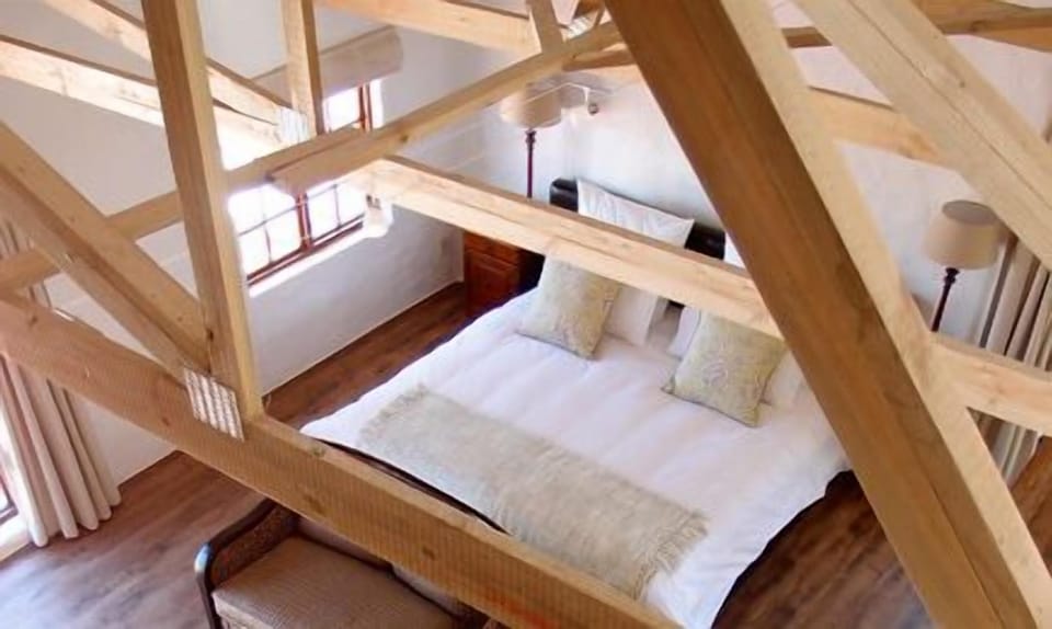 Family Semi-Self Catering Sea View  | In-room safe, desk, soundproofing, free WiFi