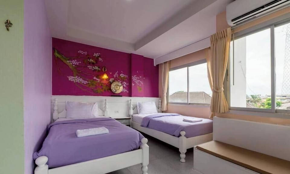 Deluxe Twin Room | Desk, WiFi (free)