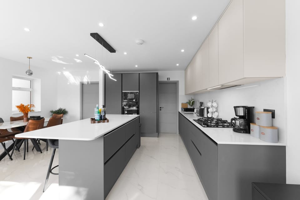 Family House, Patio | Private kitchen