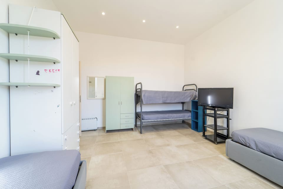 Apartment | Iron/ironing board, WiFi (free)