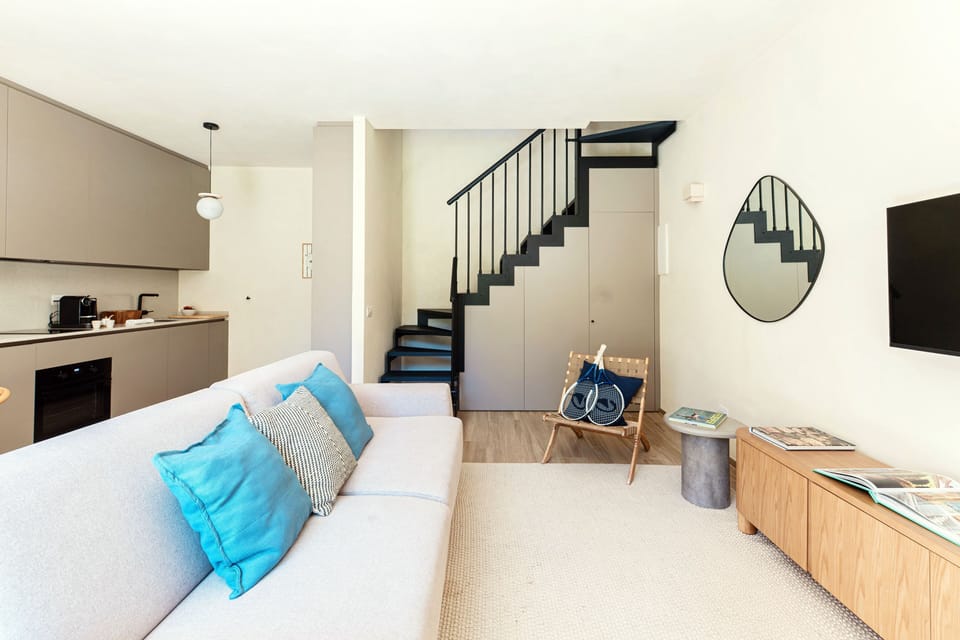 Apartment, Lake View | Living area