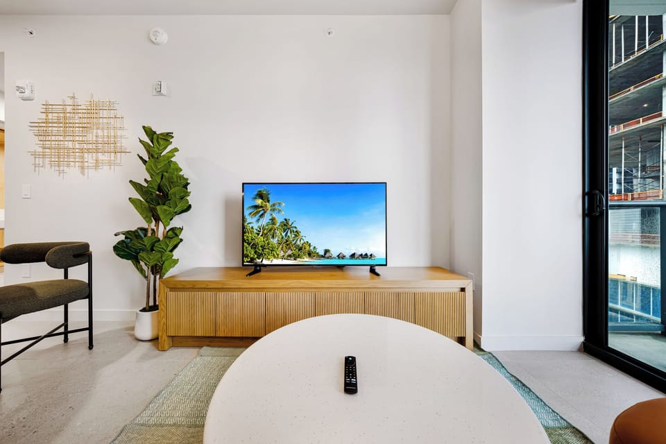 Condo, Balcony, City View | Interior