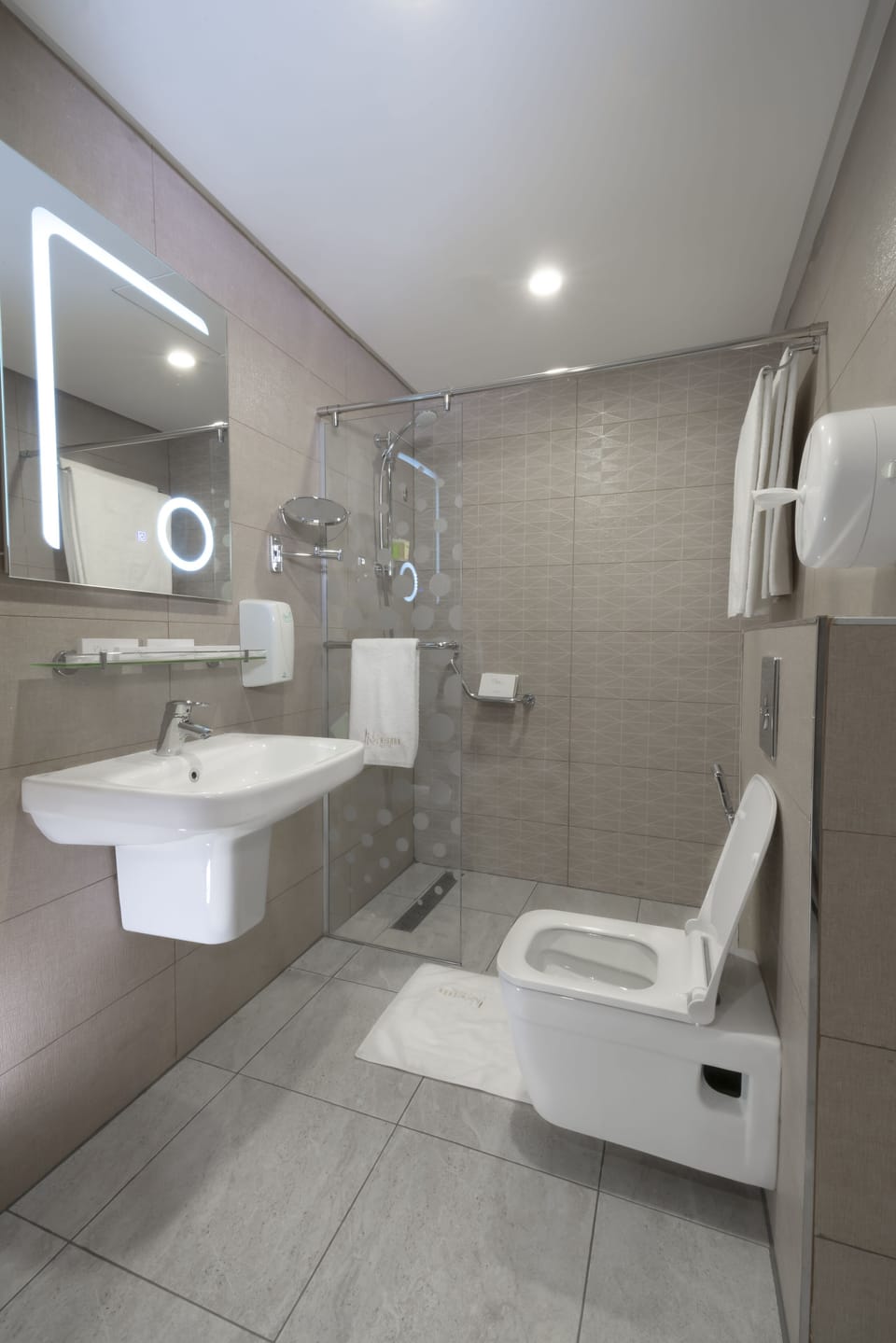 Nishan Hotel Apartment hotel in Africa