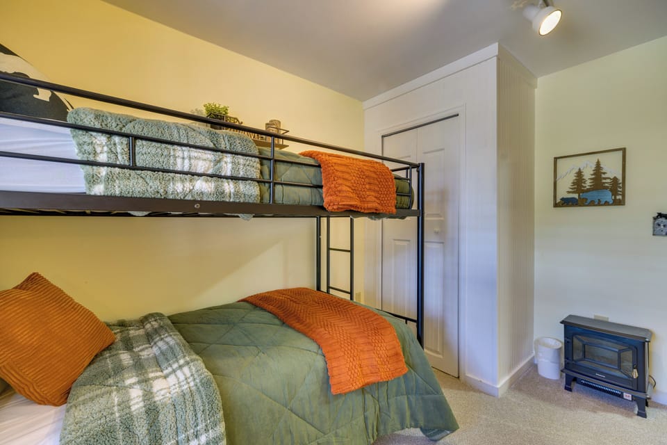 House (3 Bedrooms) | Interior