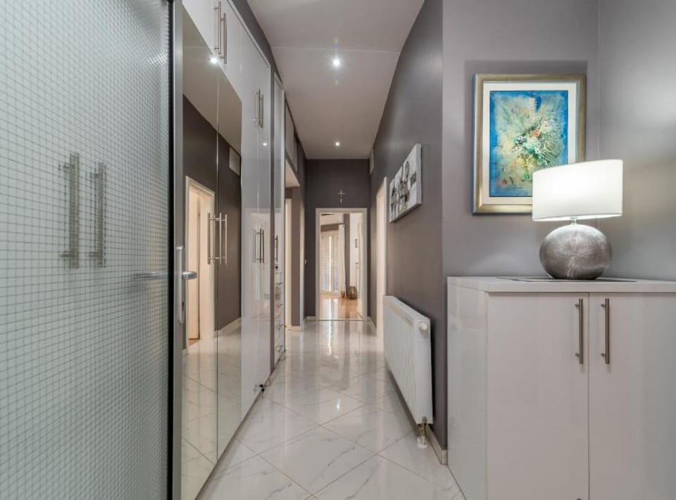 Apartment (Three Bedroom Apartment with Balcony ) | Interior