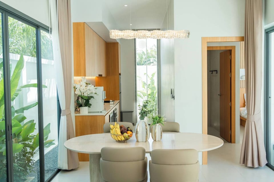 House, 2 Bedrooms | Dining room