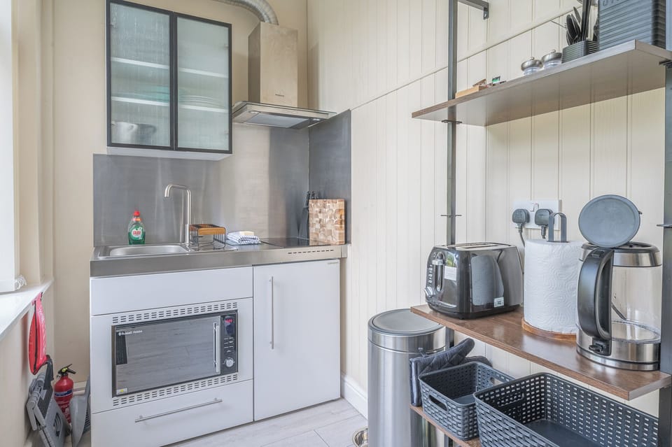 Standard House, Courtyard View | Private kitchen