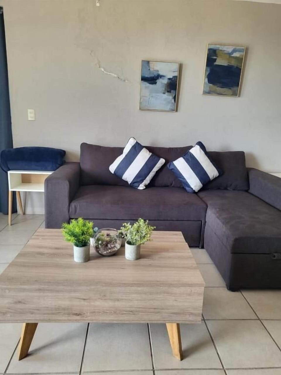 Apartment, City View, Tower | Living area