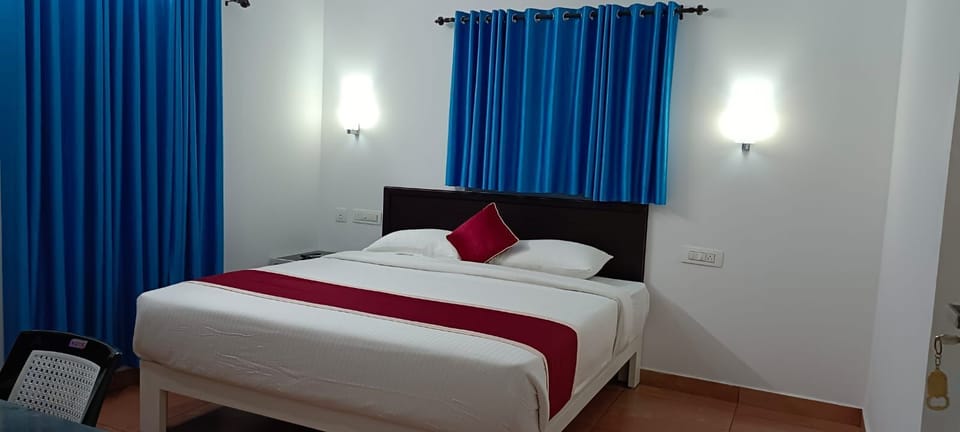 Deluxe Double Room, Garden View | WiFi (free)
