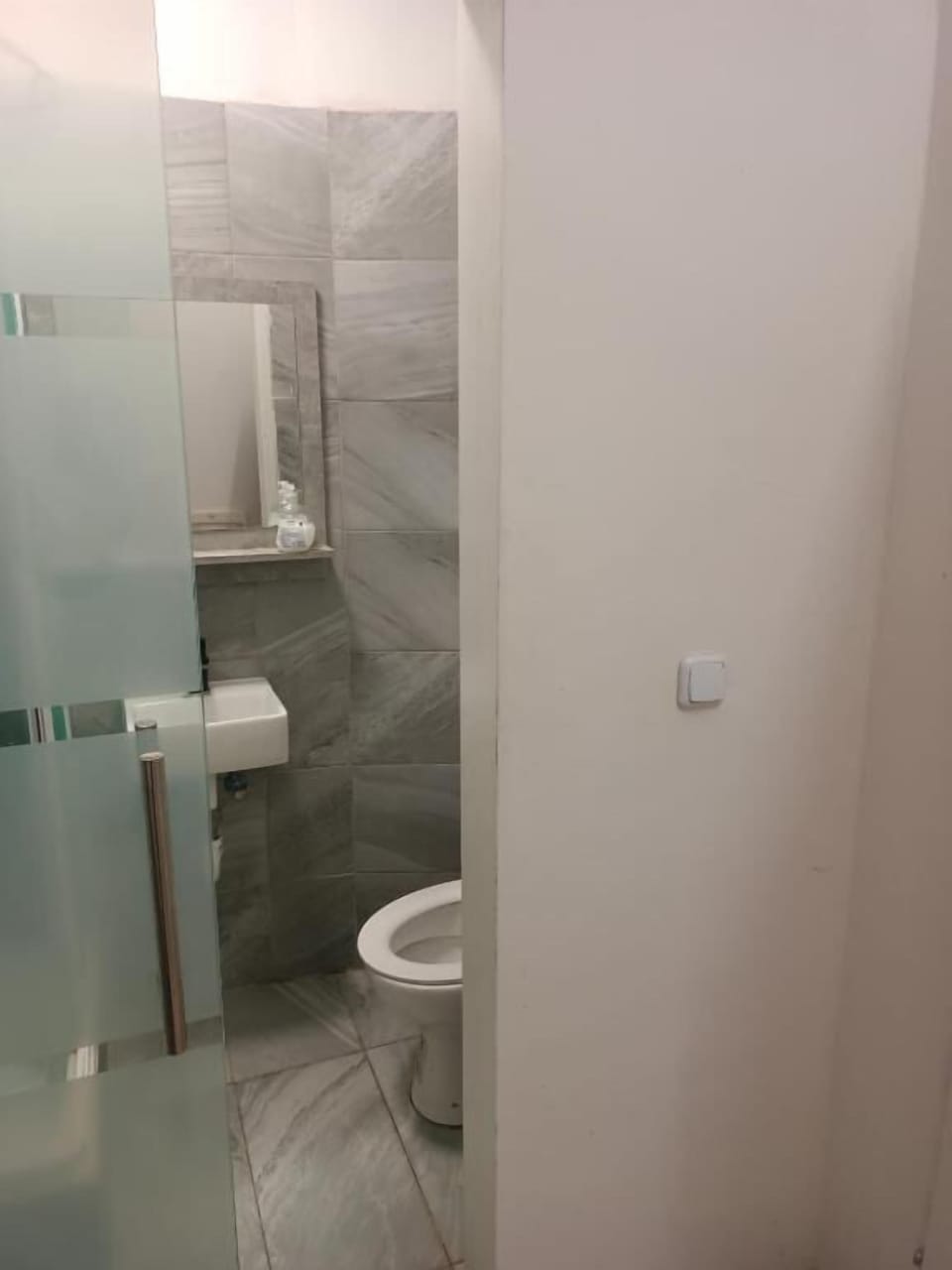 Basic Double Room | Bathroom