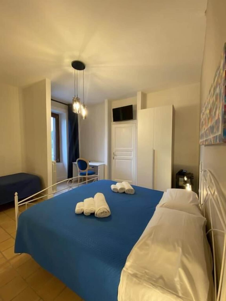 Comfort Triple Room | Iron/ironing board, WiFi (free)