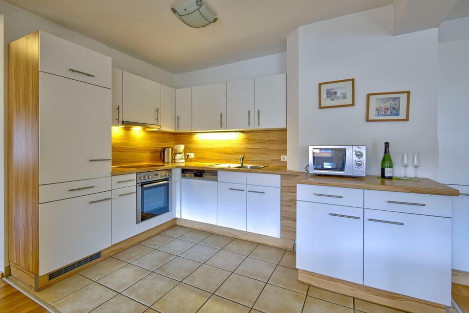 Apartment | Private kitchen | Highchair