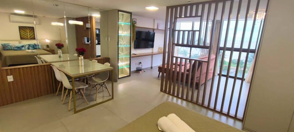 Deluxe Studio, 1 Queen Bed with Sofa bed, Non Smoking, Beach View | Interior