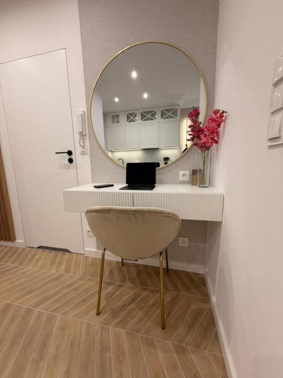 Deluxe Apartment | Interior