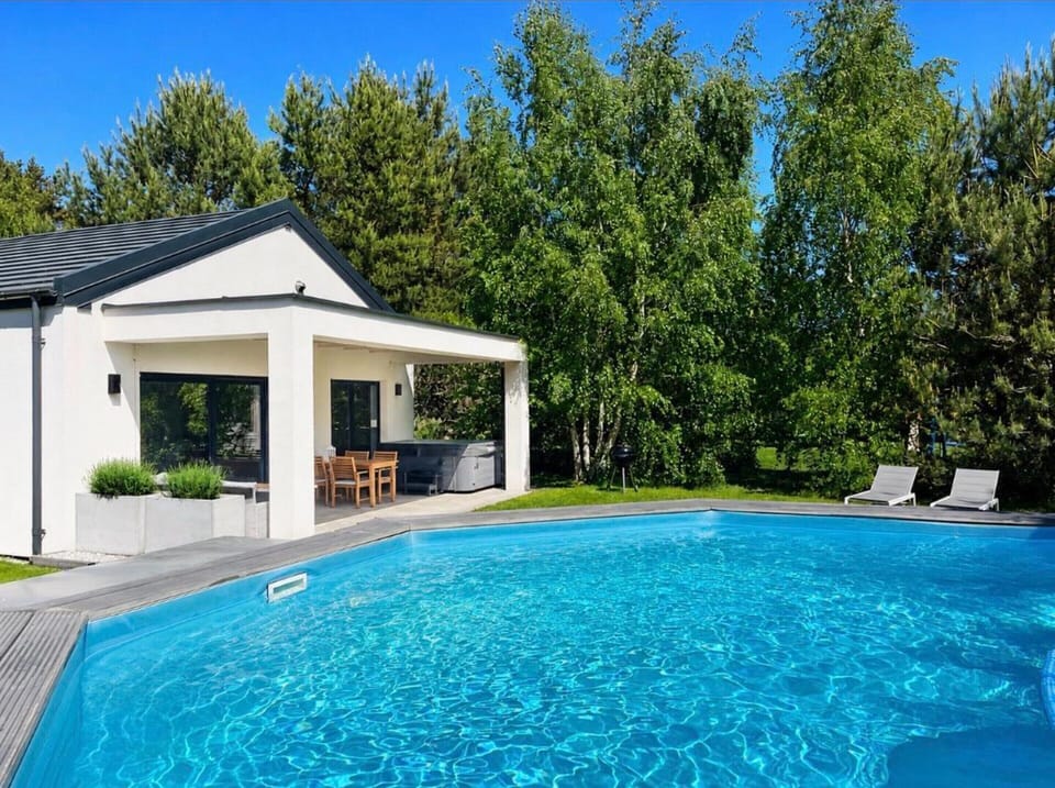 House | Pool | Outdoor pool