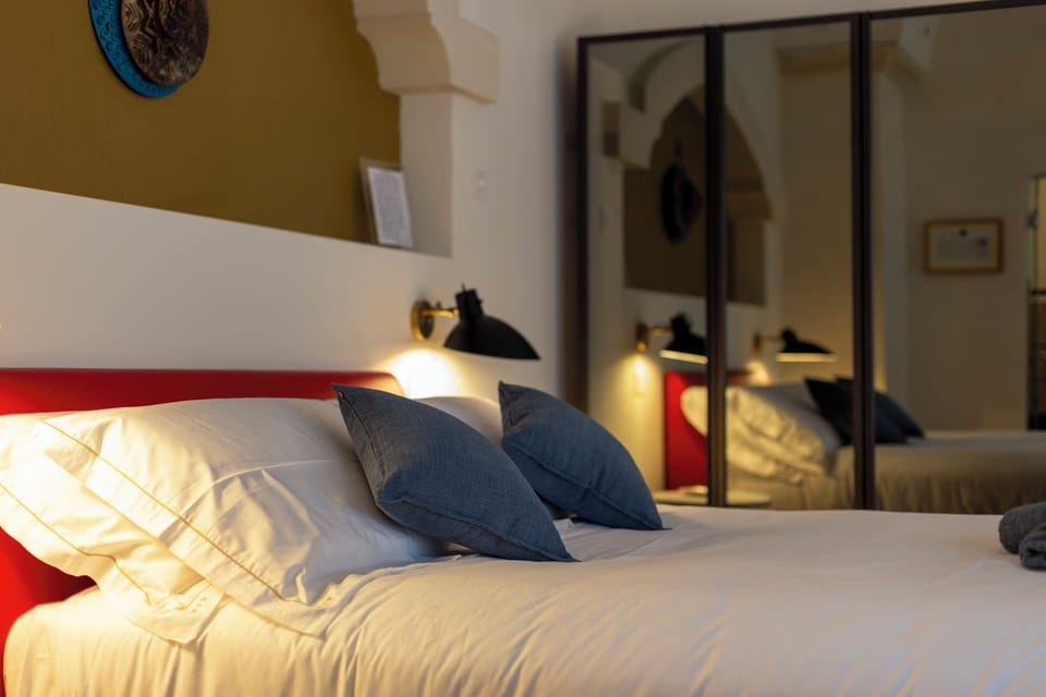 Deluxe Double Room | Minibar, desk, laptop workspace, WiFi (free)