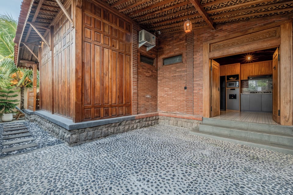 Deluxe Villa, 2 Bedrooms, Pool View | Property grounds