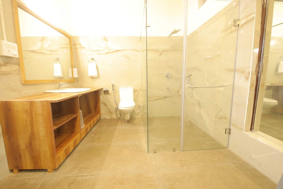 Shower, free toiletries, towels, soap