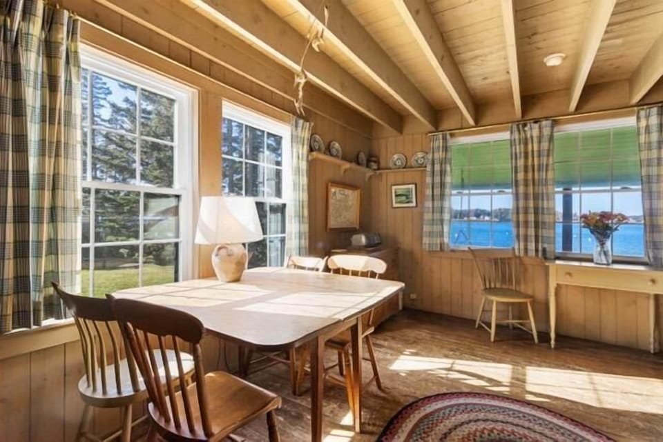 Cottage, Multiple Beds, Fireplace (Marshall Point Cottage) | 5 bedrooms, individually decorated, individually furnished, bed sheets