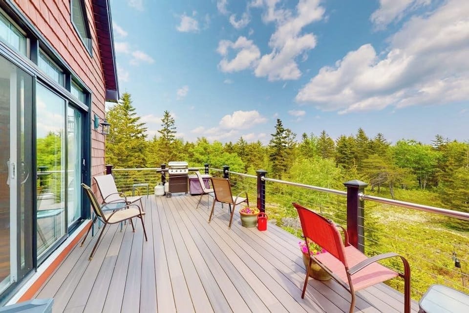 House, Multiple Beds (Cadillac Mountain Overlook) | Outdoor dining