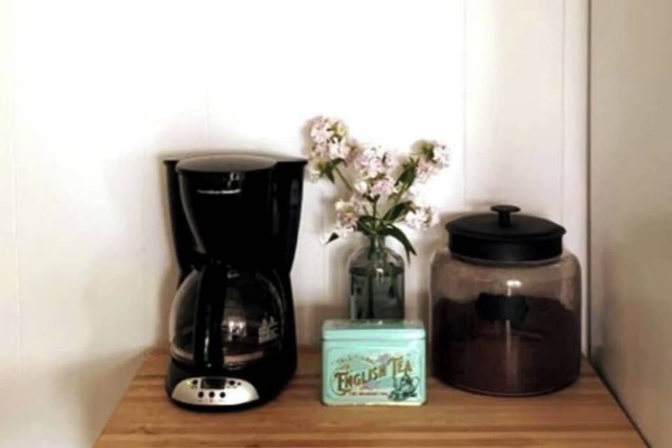 Cabin, Multiple Beds, Kitchen (Pemaquid Trail Cottage) | Coffee and/or coffee maker