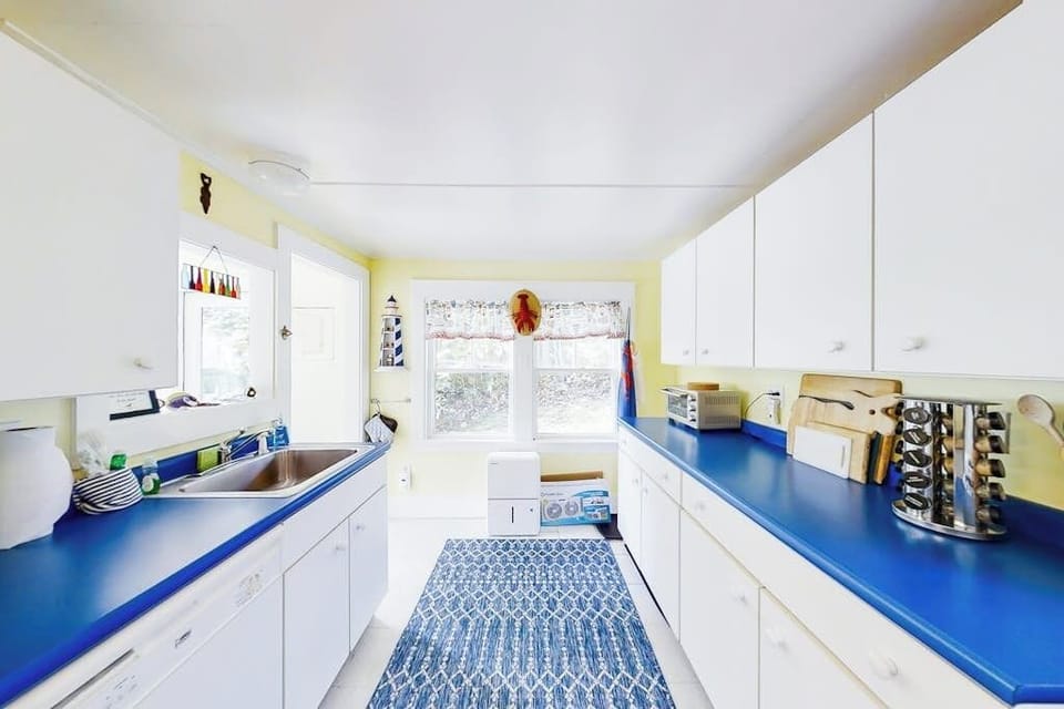 House, Multiple Beds, Garden View (Fisher Hill Cottage) | Private kitchen