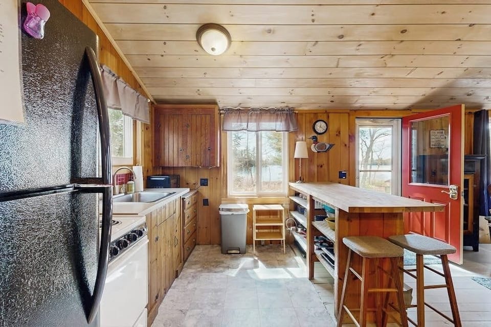Cabin, Multiple Beds, Kitchen (Carefree Point) | Private kitchen