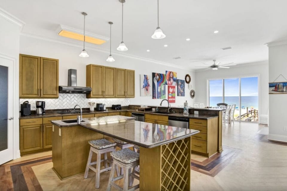 House, Multiple Beds (Dixie Tide - Hammock Dunes West) | Private kitchen
