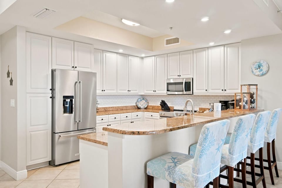 Condo, Multiple Beds (Lost Key C903) | Private kitchen