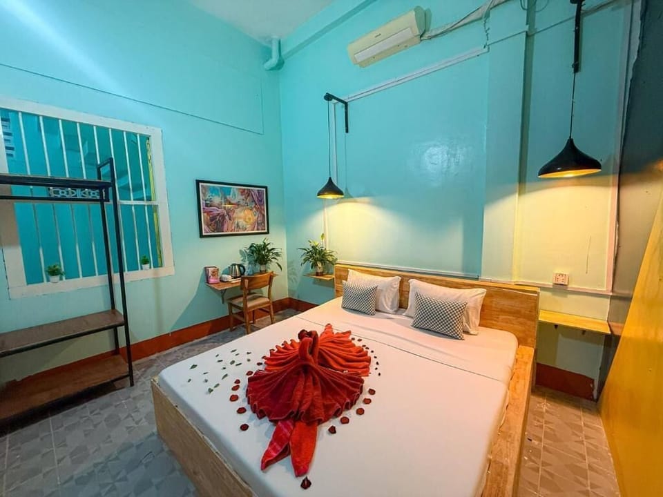 Double Room | WiFi (free)