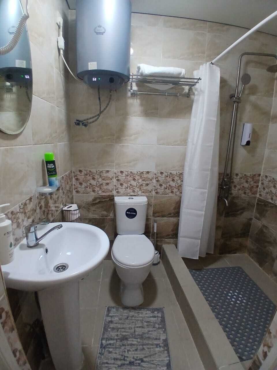 Standard Twin Room | Bathroom | Free toiletries, hair dryer, towels, soap