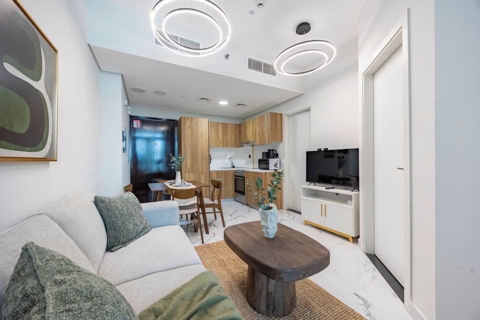 Apartment, Balcony | Living area