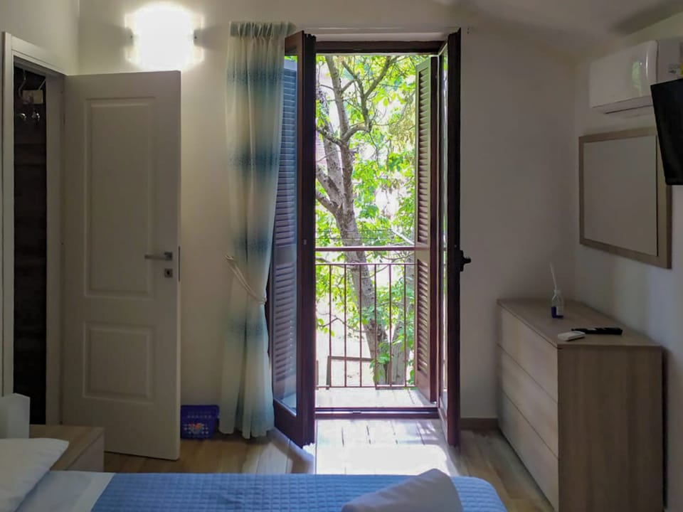 Apartment, Balcony | WiFi (free)