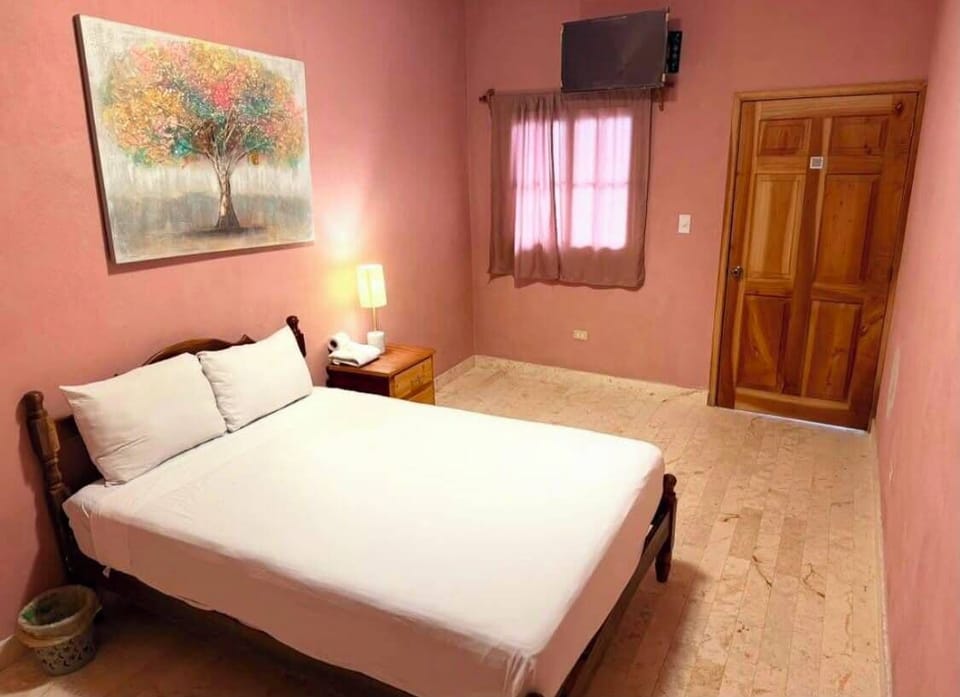 Standard Room | WiFi (free), bed sheets