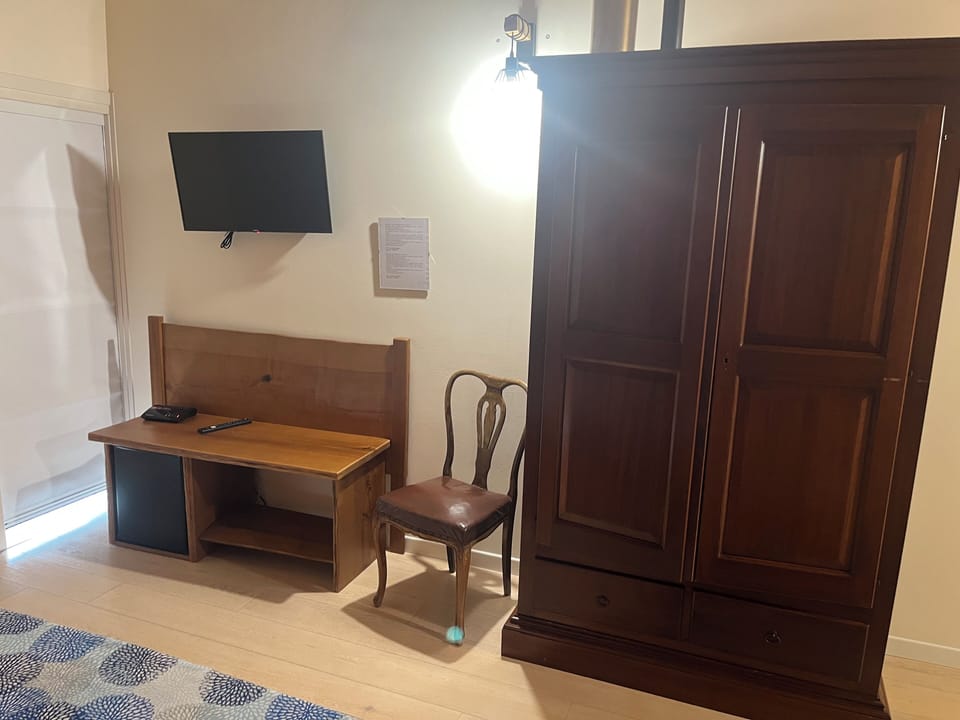 Comfort Triple Room, Garden View | Interior