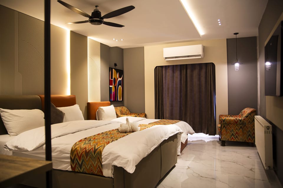 Room, Hill View | Iron/ironing board (on request), WiFi (free)
