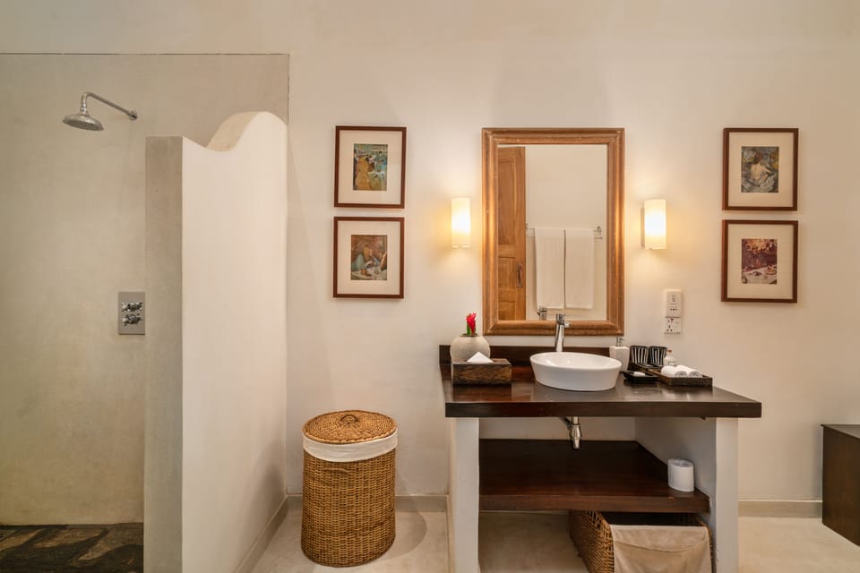 Deluxe Pool Room | Premium bedding, minibar, in-room safe, individually decorated
