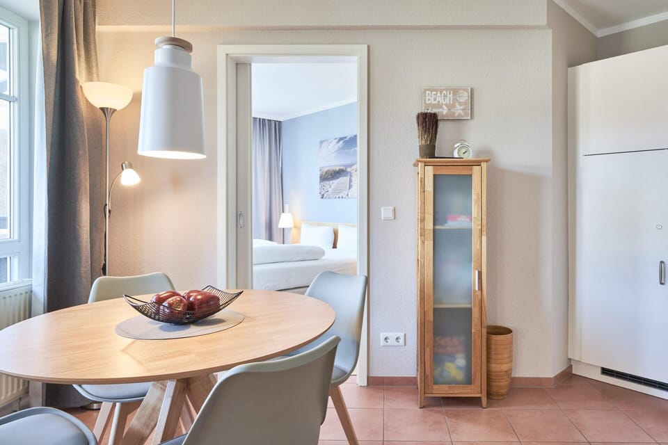 Apartment | Dining