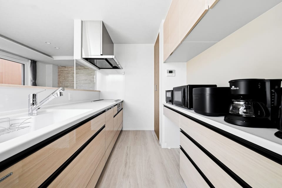 Apartment | Private kitchen | Coffee/tea maker, fridge, microwave, stovetop