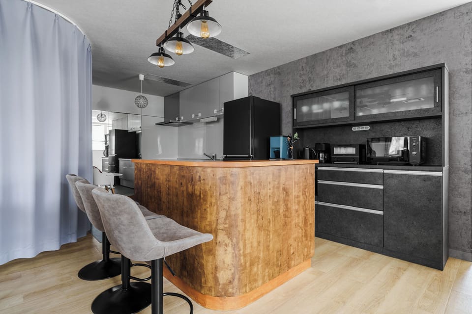 Apartment | Private kitchen | Coffee/tea maker, fridge, microwave, stovetop