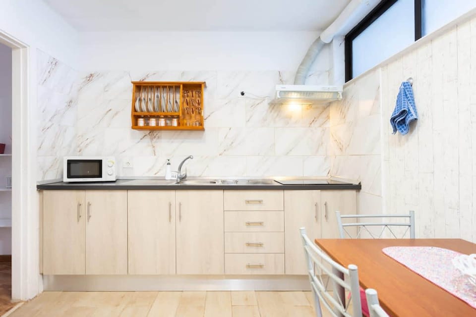 House | 1 bedroom, high-speed internet