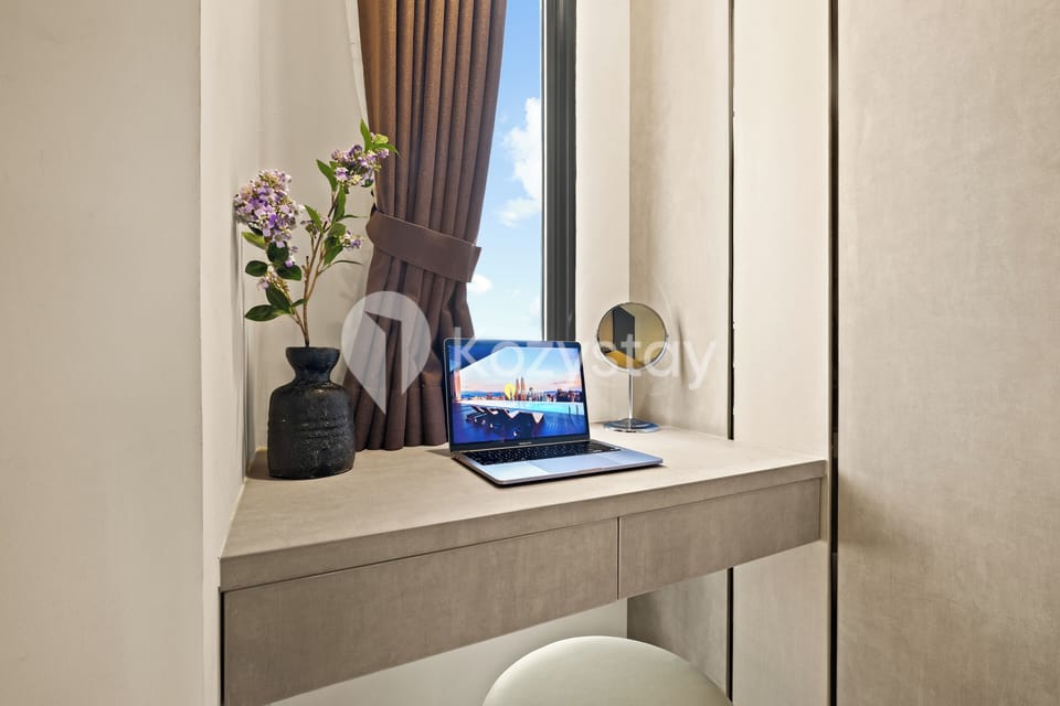 Apartment, Balcony, City View | Desk, laptop workspace, iron/ironing board, WiFi (free)