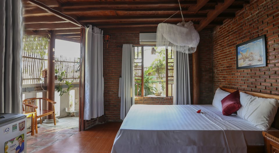 Superior Queen Room	 | Minibar, free cribs/infant beds, free WiFi, bed sheets