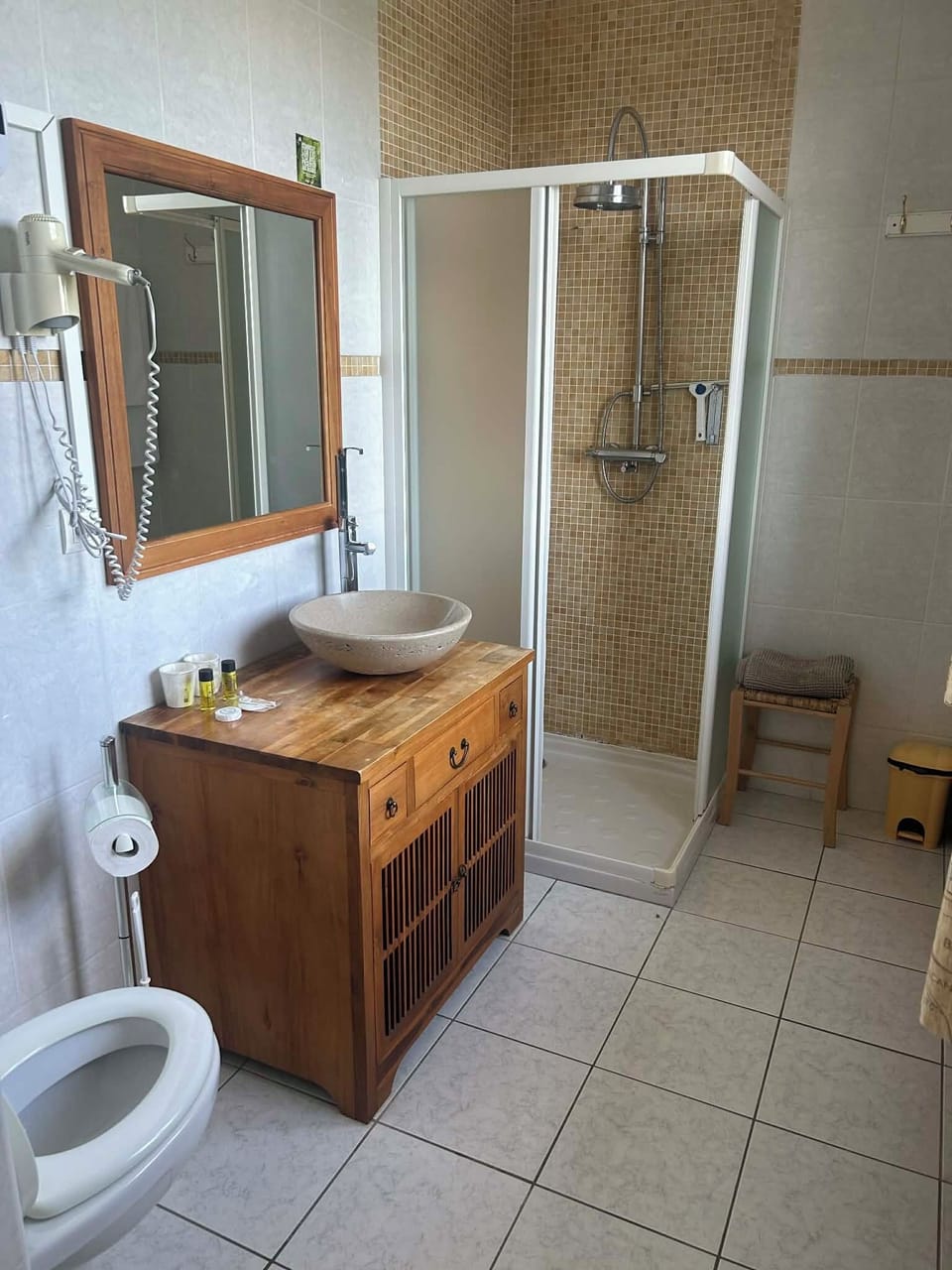 Towels, soap, toilet paper