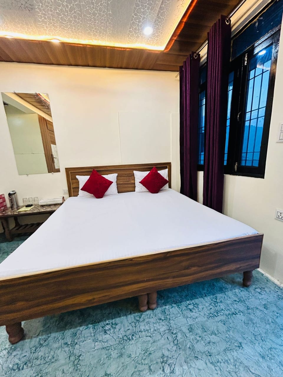 Triple Room | Rollaway beds (surcharge), bed sheets