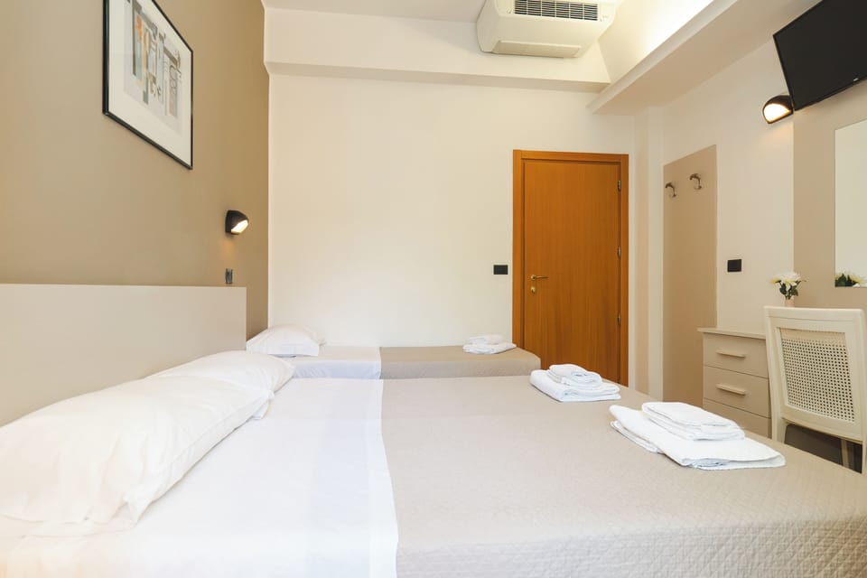 In-room safe, desk, blackout drapes, soundproofing