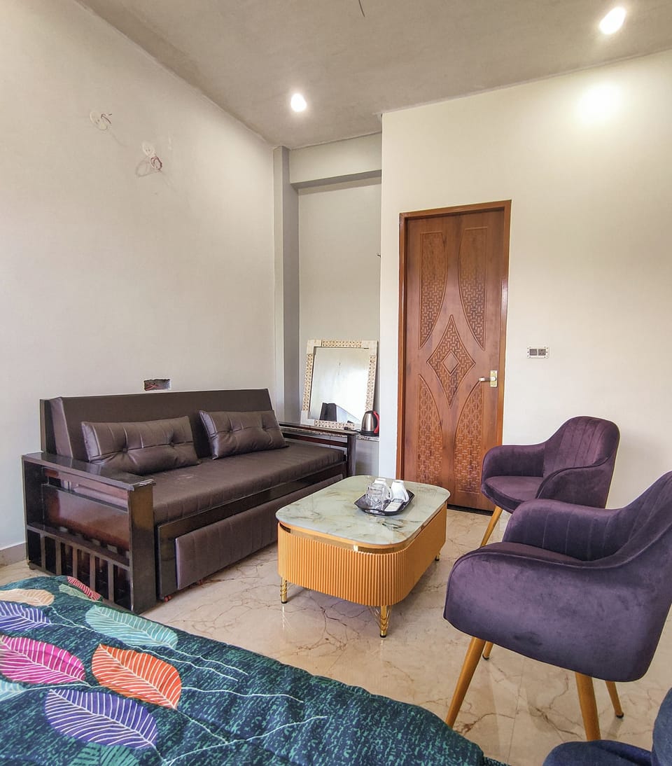 Standard Quadruple Room, Balcony, Mountain View | Interior
