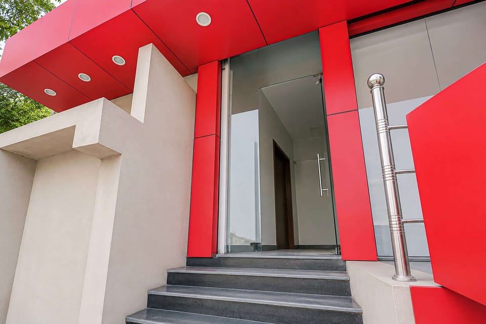 House | Reception
