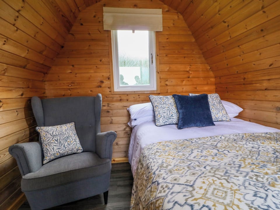 Starling Pod Cottage in South Derbyshire District